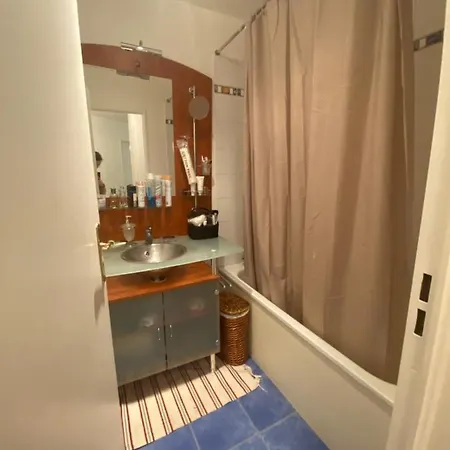 Private Room 10 Min From Paris